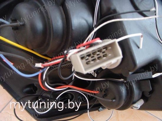 Передние фары ANGEL EYES CHROME для Citroen С2