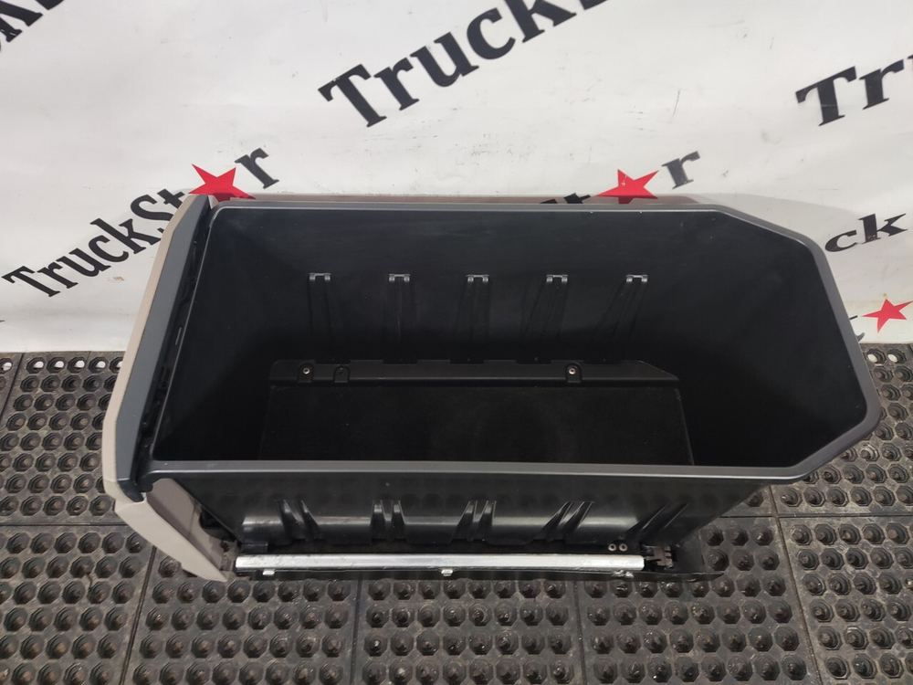 Ящик вещевой 2023