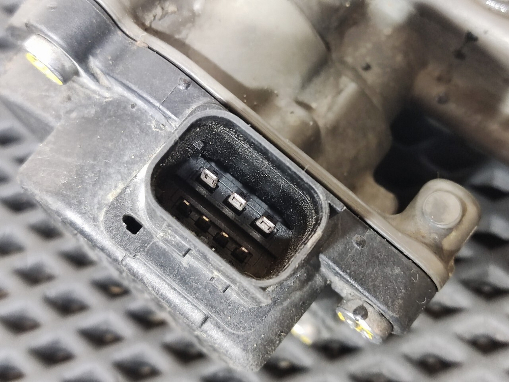 Кран управления тормозами прицепа 2020г