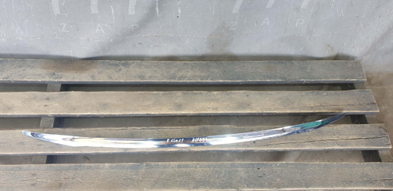 Молдинг крышки багажника Mercedes E (W213) 16-21 Б/У Оригинал A2137570000