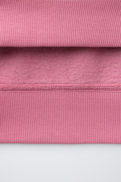 ZARA ТОЛСТОВКА С ВЫШИТОЙ НАДПИСЬЮ, РОЗОВЫЙ