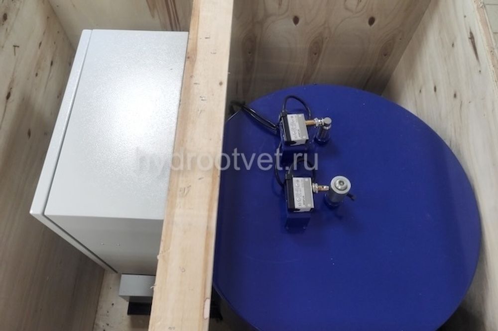 GDK03 with PLC / DRB9-P365Z with control system - Станция смазки электрическая для двухлинейных систем, рабочее давление до 400 бар, подача 365 мл/мин, мощность двигателя 1,5 кВт, объем бака 100 литров; тип станции - Станция с системой управления с набором клапанов для управления, шкафом управления на базе ПЛК