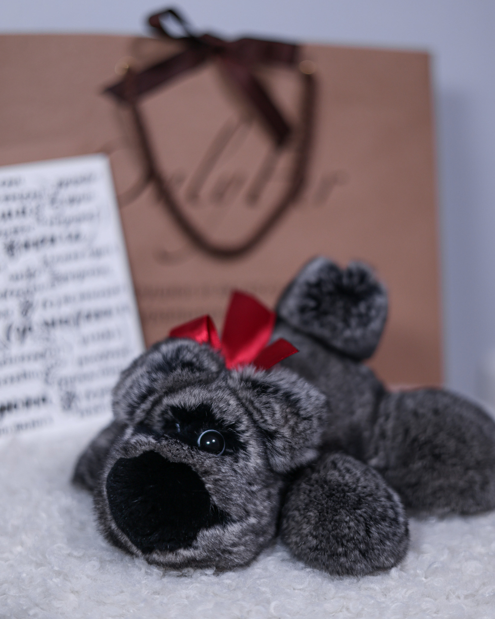 Собака Шанель маленькая (коричневая)