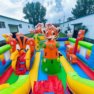 Коммерческий надувной батут «Тигриная страна 3», 10*6*5,5 м