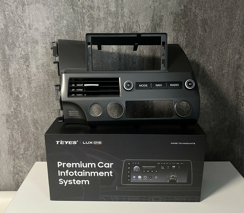 Магнитола Honda Civic 8 4d 2005-2012 седан - Teyes LUX ONE монитор 12.3" 2K QLED на Android 10, CarPlay, 4G SIM-слот, 6/128ГБ