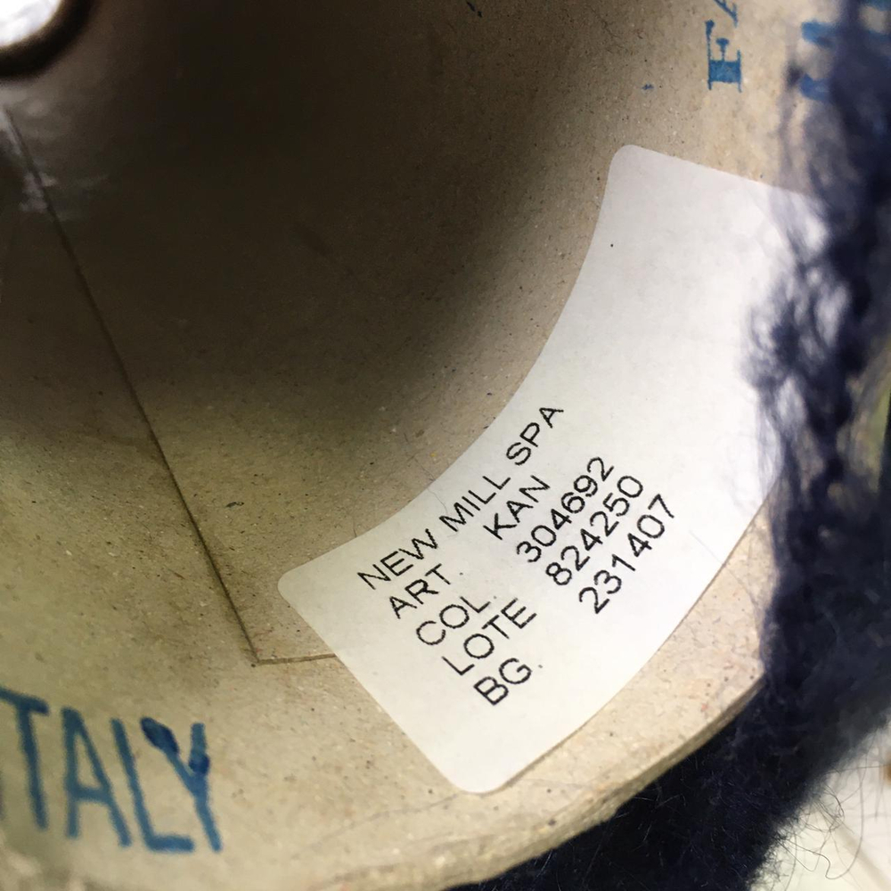 KAN - Fashion Mill; меринос вспушенный, п/а, акрил; 180м/100гр; col. 304692 темно-синий; S709