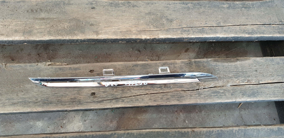 Молдинг решетки радиатора Mercedes GLC (X253) 15-19 Б/У Оригинал A2538880485