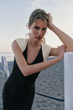 ZARA ПЛАТЬЕ МИДИ С ПОГОНАМИ, ЧЕРНЫЙ/БЕЛЫЙ