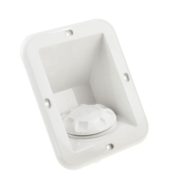 Горловина заливная для бензина в боксе под шланг 38 мм, пластик