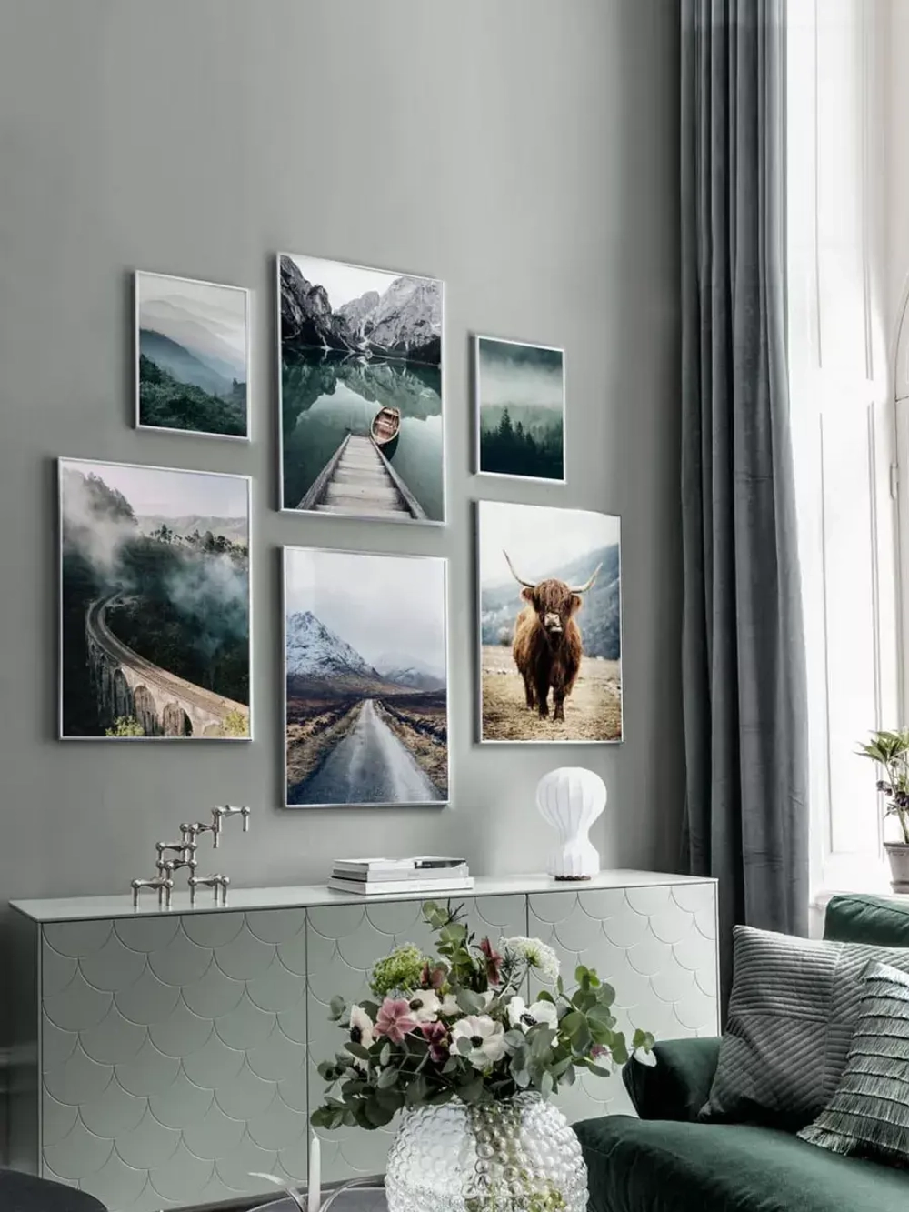 Металлическая фоторамка 50х50 см