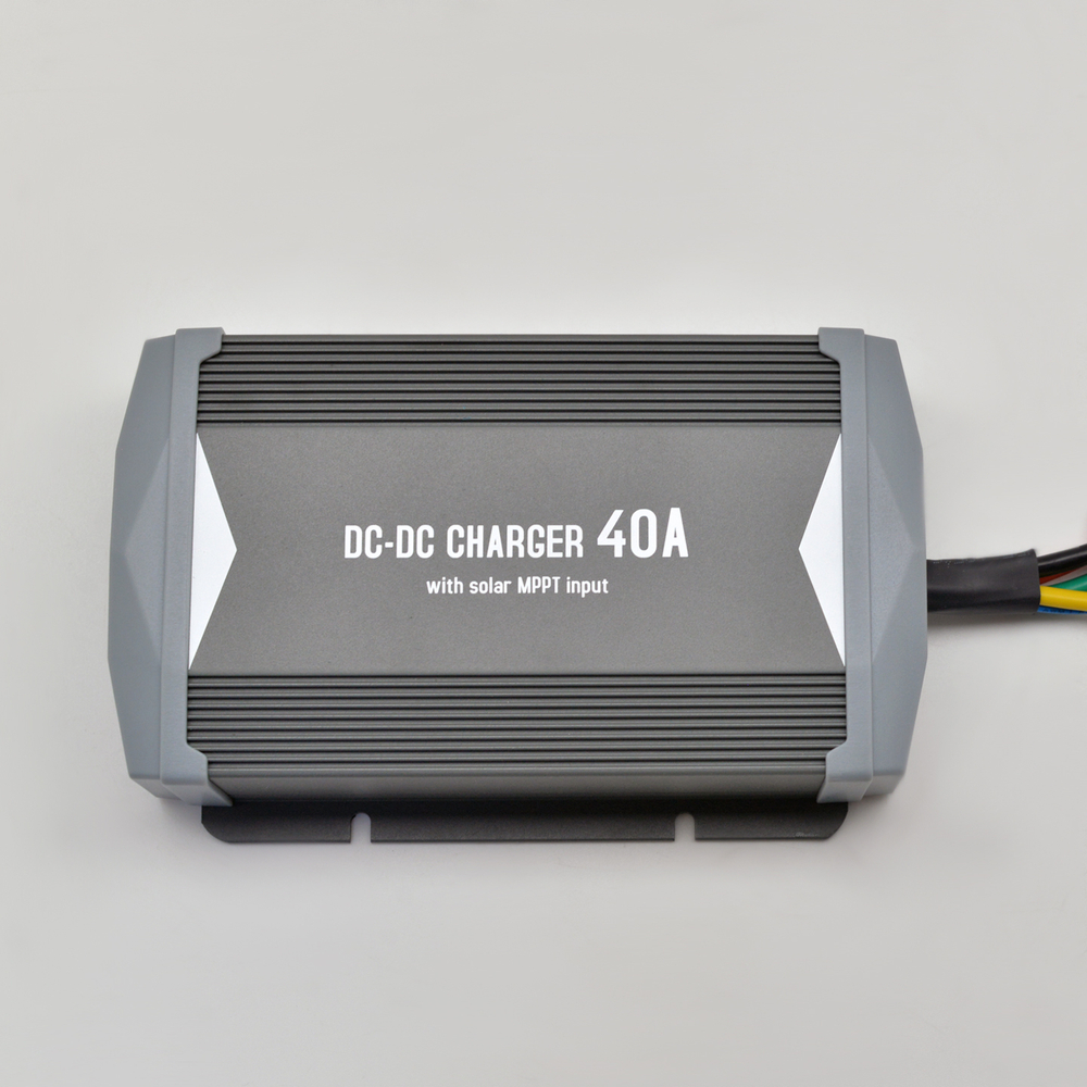 Автоматическое зарядное устройство BERKUT Specialist DC-40A