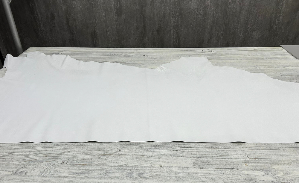 Nappa light matt white (0,9-1,1 мм), цв. белый, натуральная кожа телят