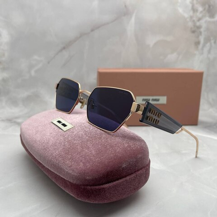 Солнцезащитные очки MIU MIU