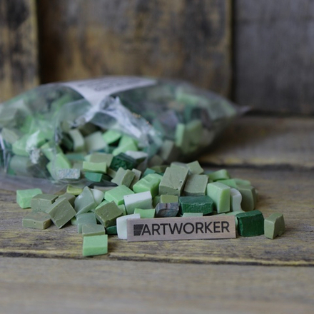 Цветная колотая смальта зеленых оттенков Forest-3, 600 гр