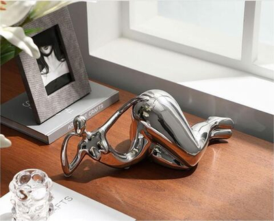 Статуэтка Elegant Women Ornament