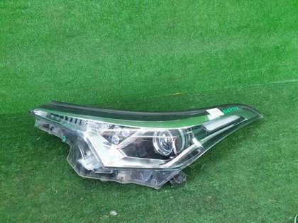Фара левая Toyota C-HR (2016-2019) галоген