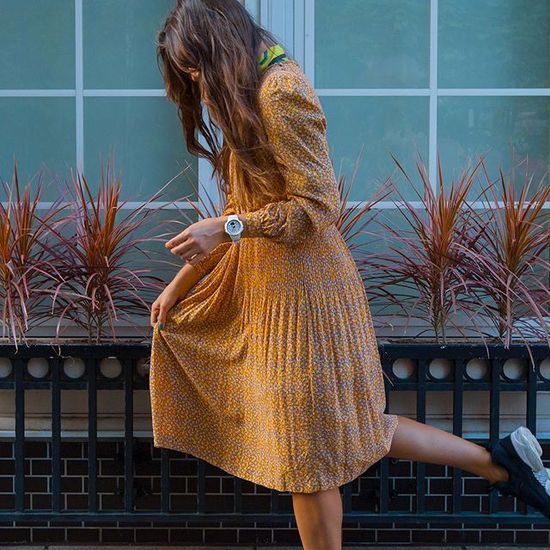 Наручные часы Casio Baby-G BGS-100-7A1 с шагомером