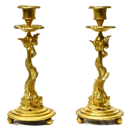 Дельфины. Парные подсвечники. Бронза, литье, чеканка, канфарение, золочение. XIX в.