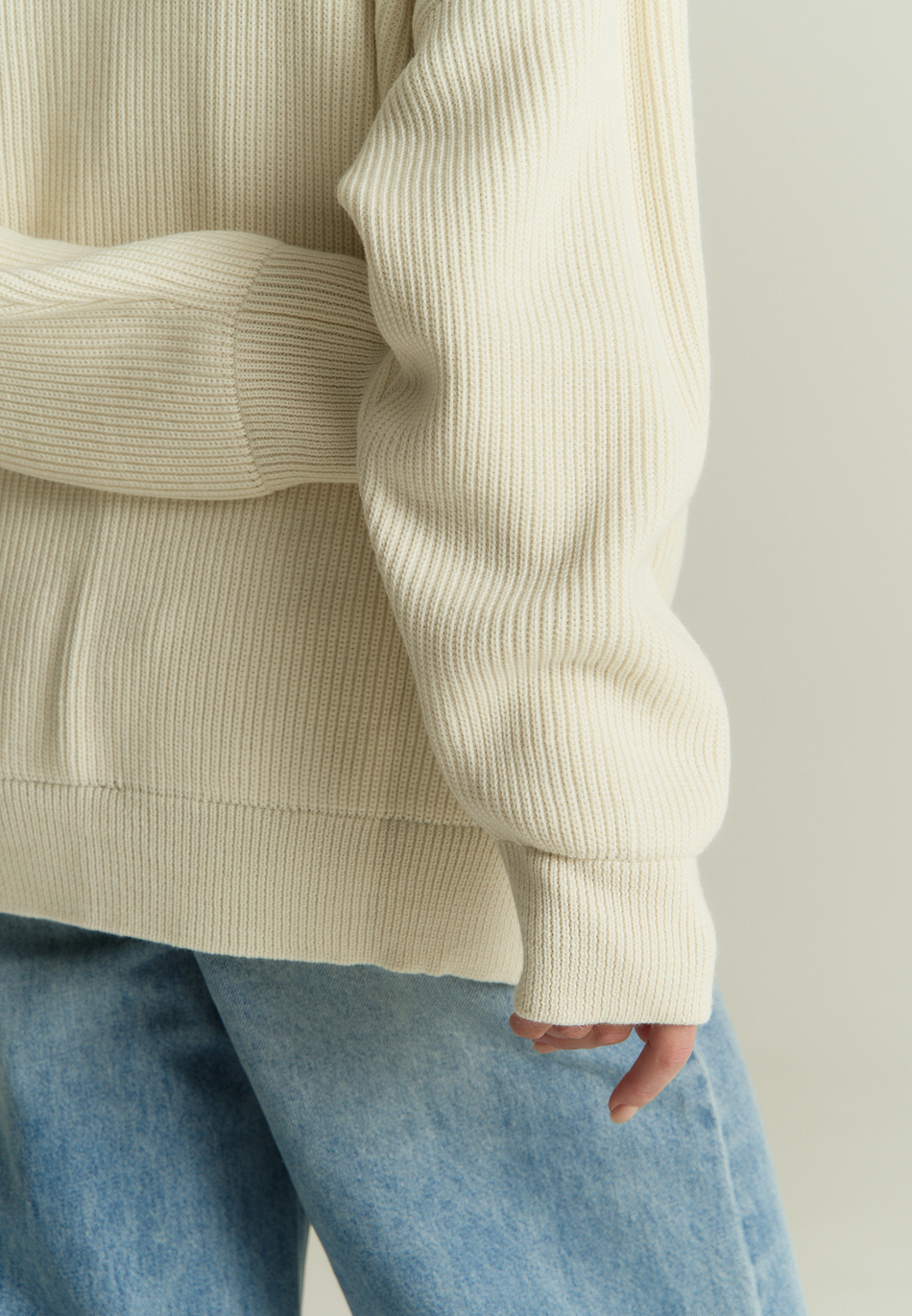 Свитер FILAMENTO