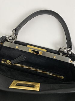 Сумка Fendi Peekaboo Bag Soft Leather
