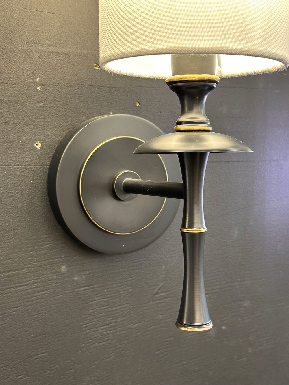 Настенный светильник MT8865-1W black