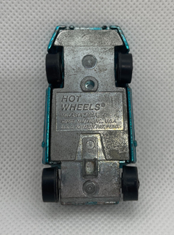 Hot Wheels Redline McLaren M6A (Aqua) (1969)