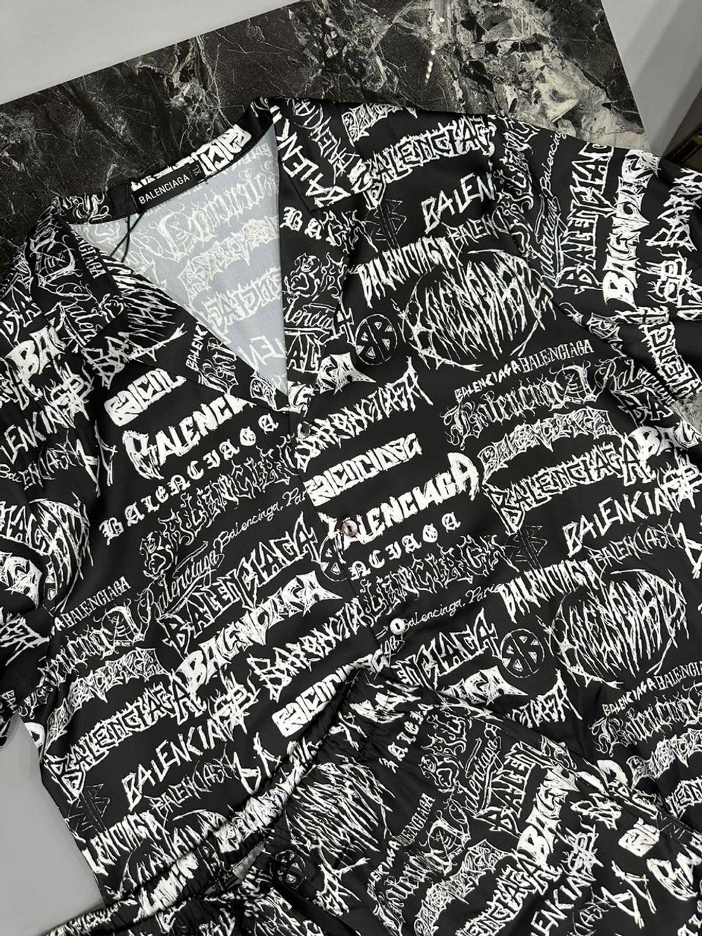 Костюм Balenciaga