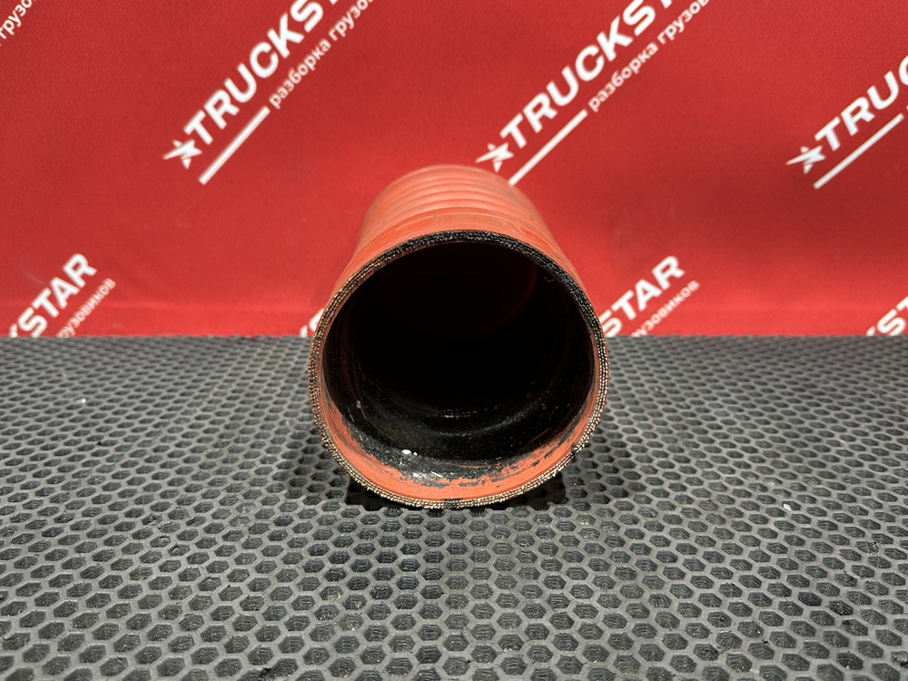 Патрубок интеркулера