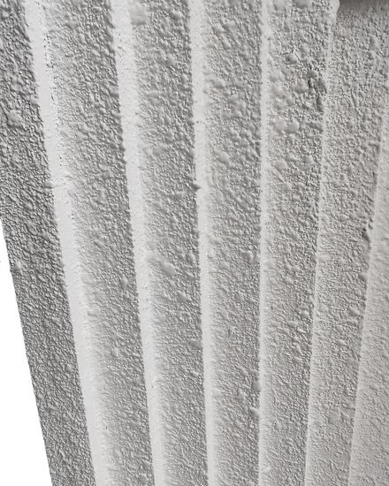 Бежевый приставной столик “Кносс”