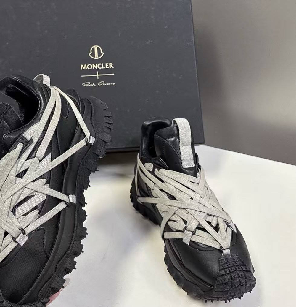 Кроссовки Moncler
