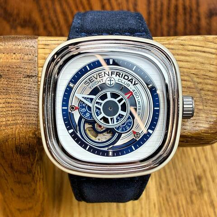 Часы мужские Sevenfriday
