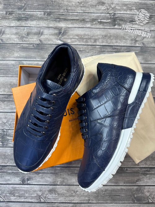 Кроссовки Louis Vuitton из кожи крокодила