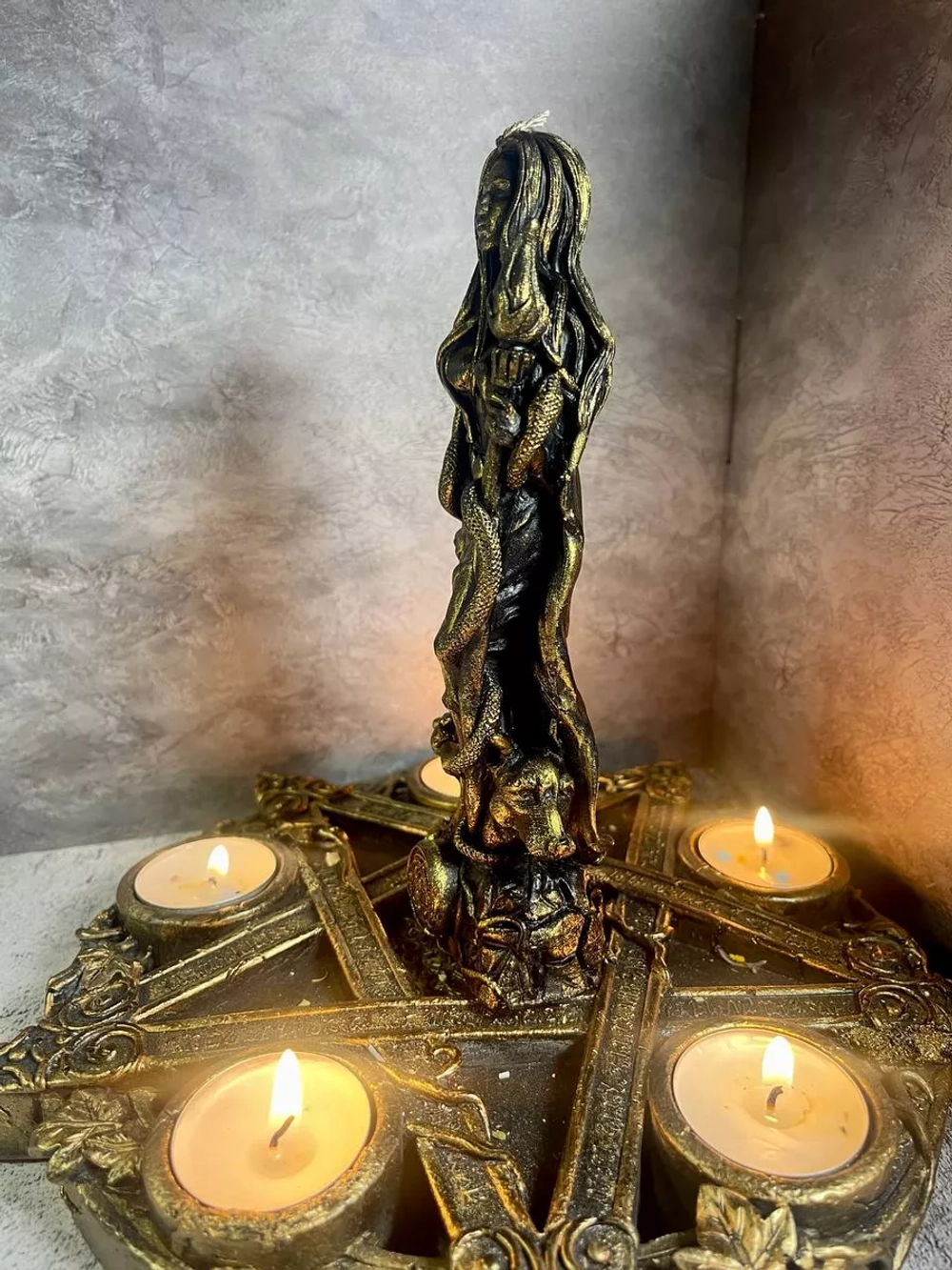 Свеча "Богиня Геката" программная