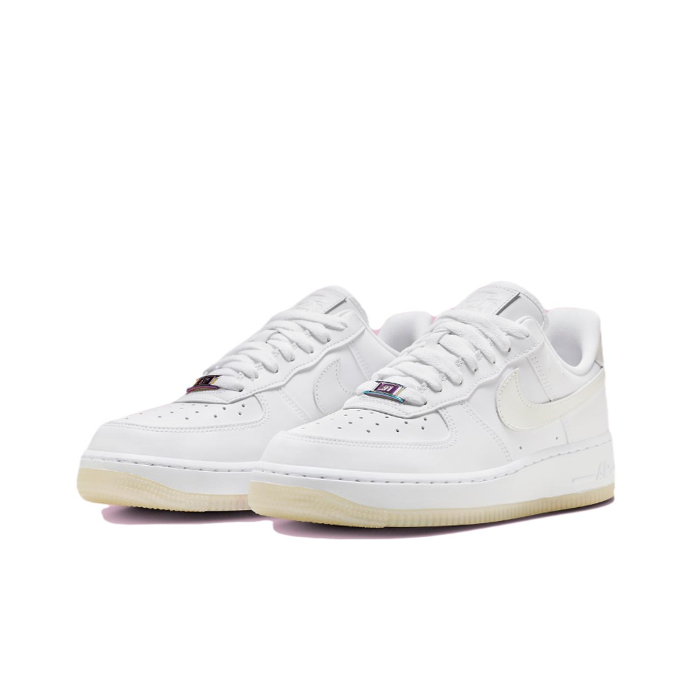 Женские кроссовки Nike Air Force 1 '07 LX 'UV Swooshes' FZ5531‑111