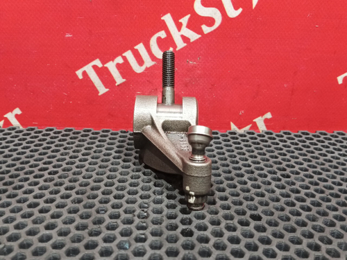 Коромысло впускного клапана 2023г.