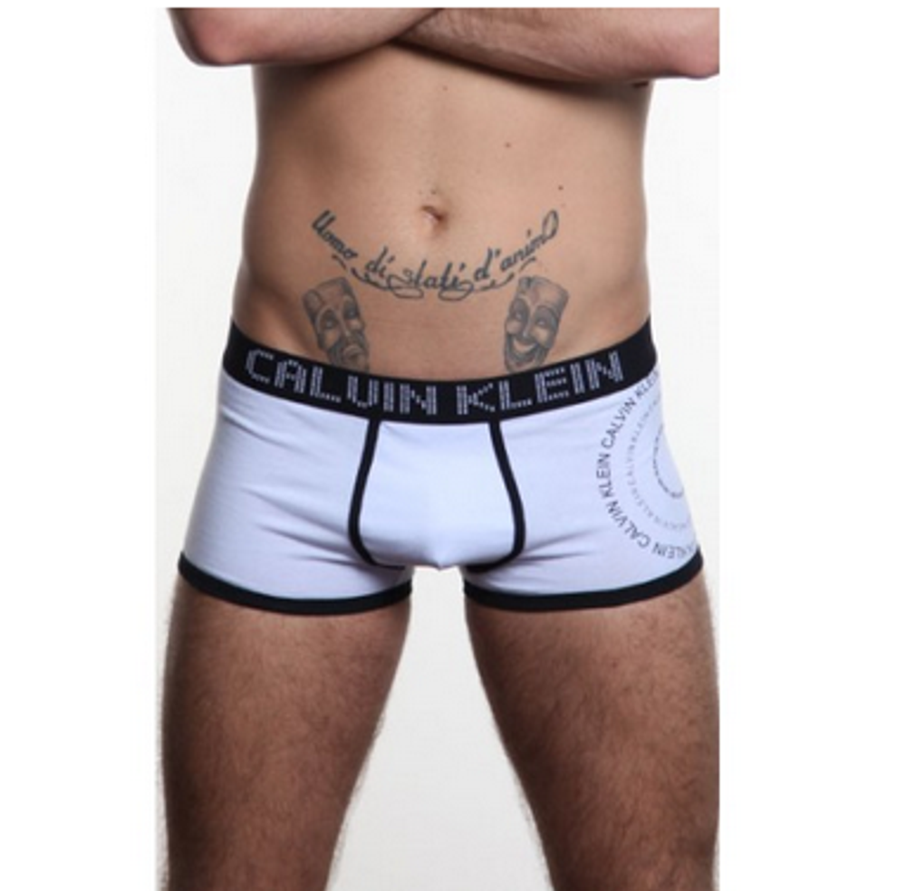 Мужские трусы боксеры белые Calvin Klein White Pixel Boxer
