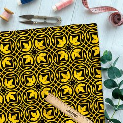 Ткань оксфорд 600 богатый золотой узор на чёрном фоне