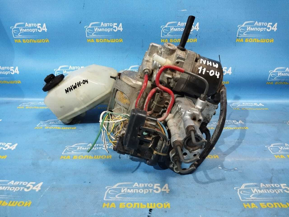 Главный тормозной цилиндр TOYOTA PRIUS 2002