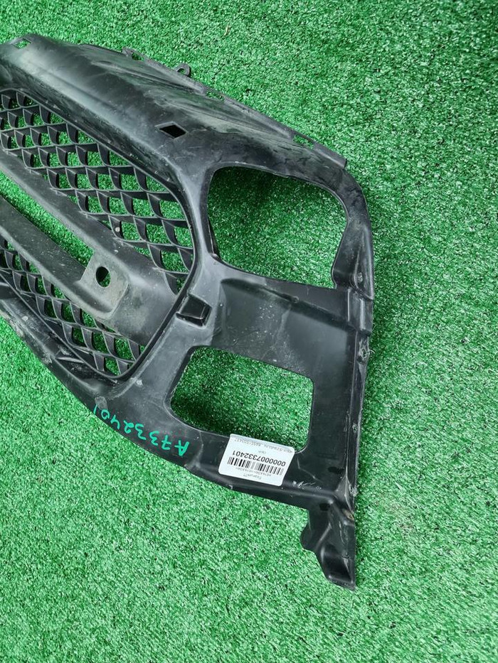 Решетка перед. бампера Mercedes G W463 (18-24) AMG