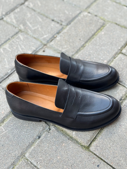 LOAFERS Black classic Sample