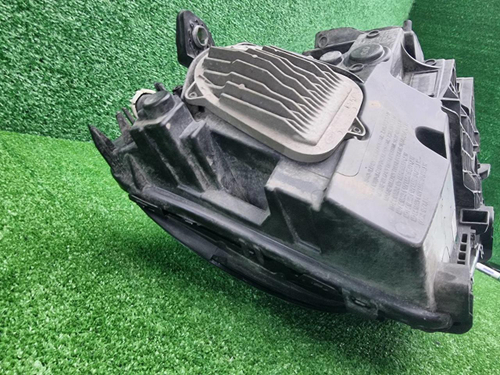 Фара левая Mercedes GLC X253 (2015-2019) LED