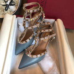 Valentino Rockstud Pumps 6.5 cm