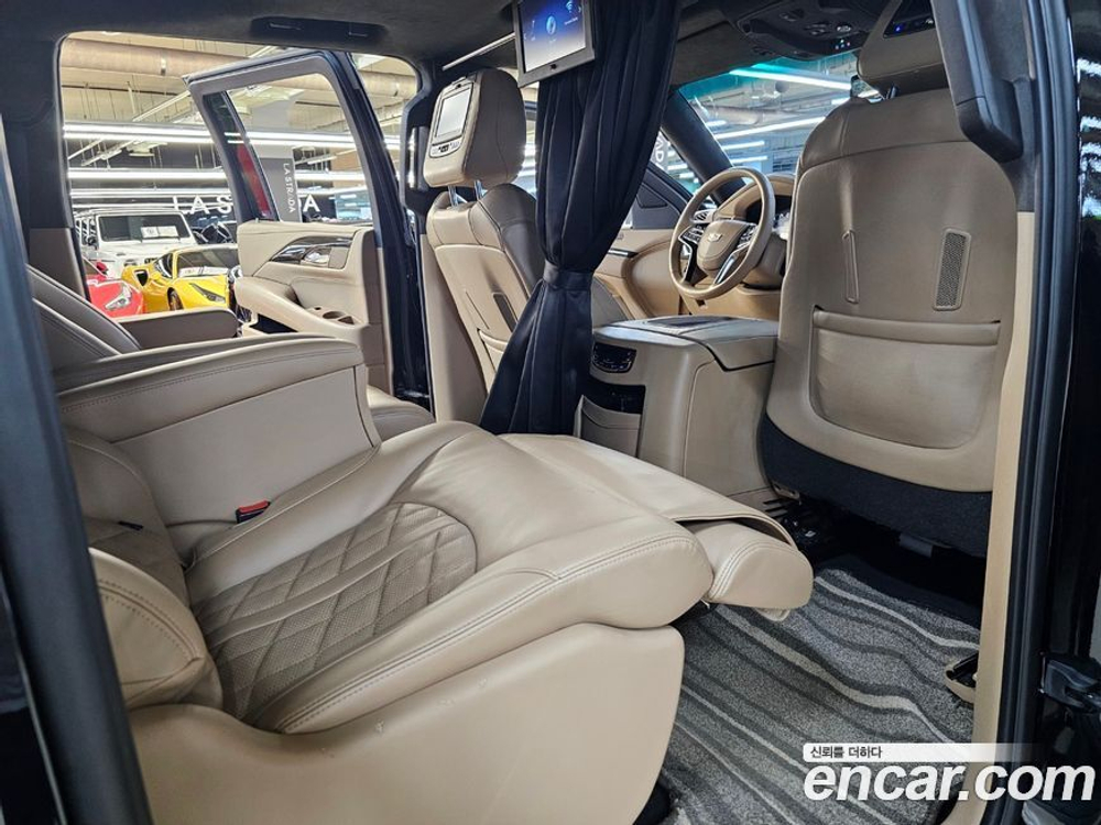Cadillac Escalade 6.2 ESV (09.2019)