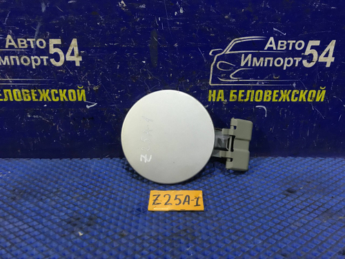 Лючок бензобака MITSUBISHI COLT 2003