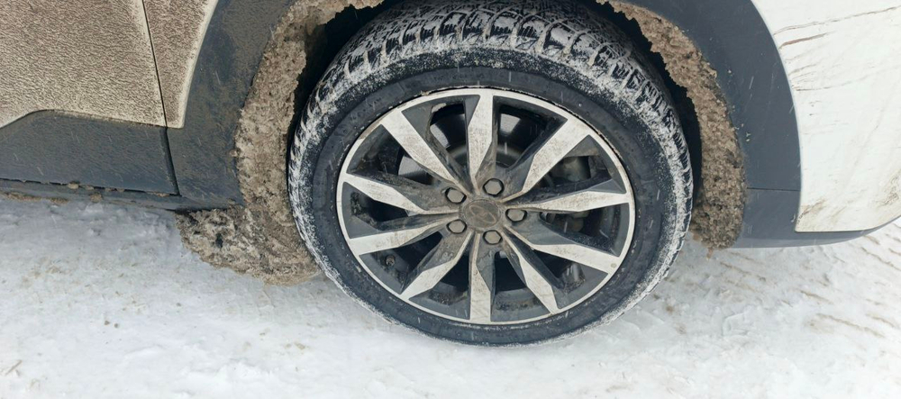 Москвич 3 1,5 CVT Стандарт