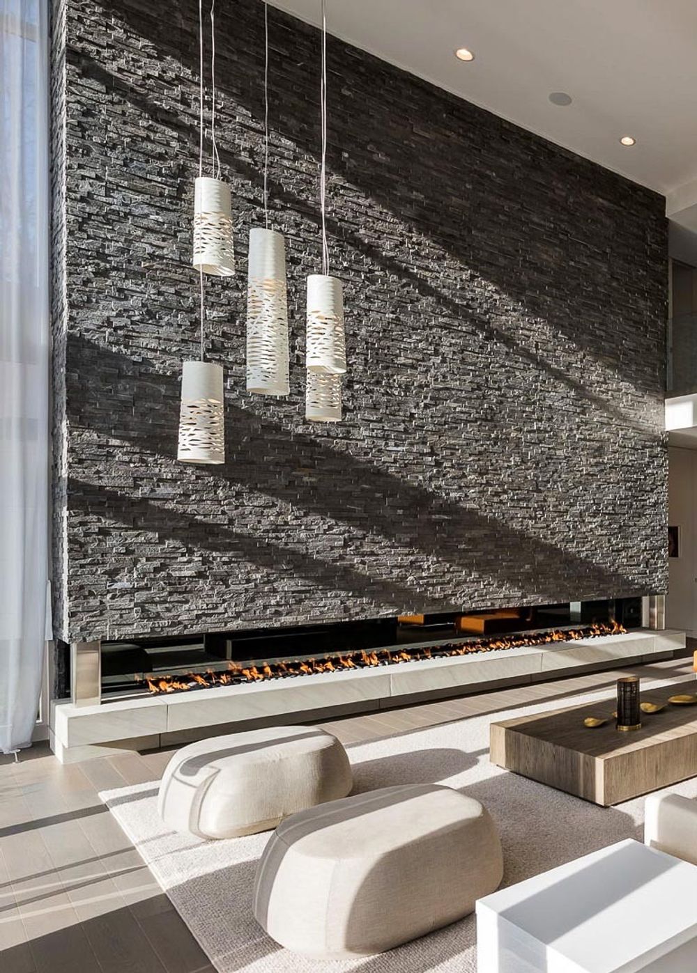 Натуральный камень Сланец черный Pharaon 150x600x10-20 Неоклассик