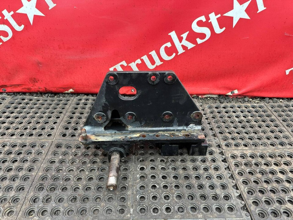 Кронштейн рессоры правый 2022г