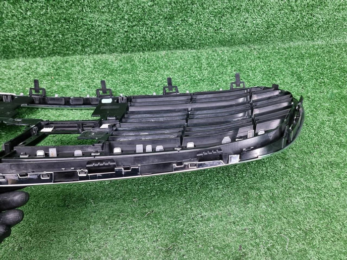 Решетка радиатора Mercedes S W223 (2020-н.в.)