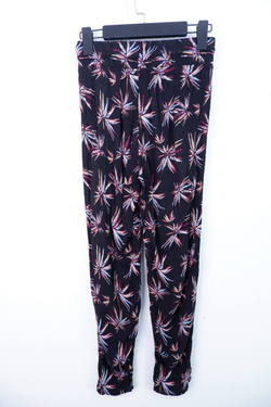 Брюки Koton с пальмами, маркировка 36, визуально на 42 размер