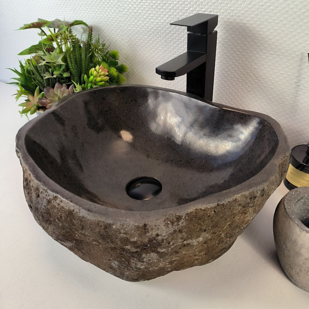 Раковина из речного камня RS-65371 45*37*15 0856